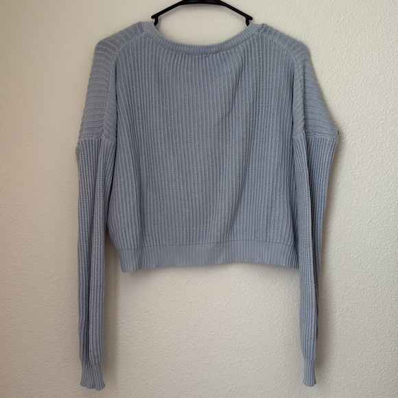 Brandy Melville Ribbed Cropped V Neck Sweater - Picture 5 of 5